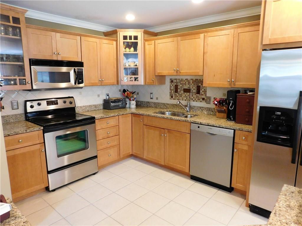 184 Ridge Road, Unit 23 Portland, ME 04103 - Photo 12 of 35 Photo