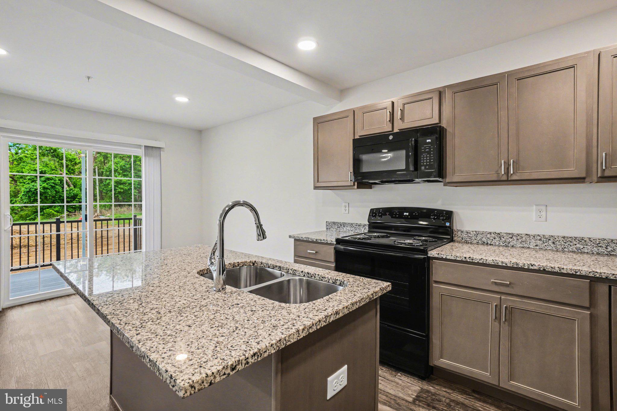26 Sand Street Lebanon, PA 17042 - Photo 9 of 24