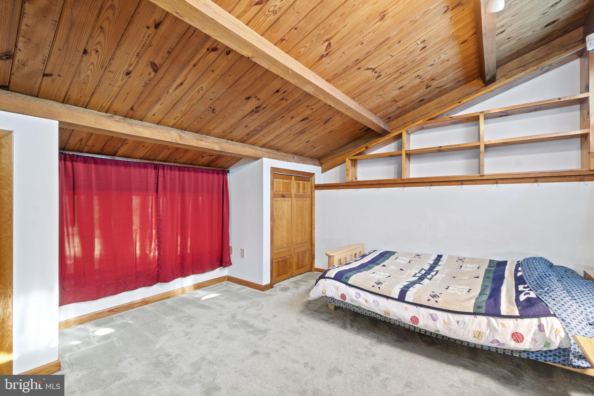 11335 Millbank Road King George, VA 22485 - Photo 8 of 27 Upstairs Bedroom