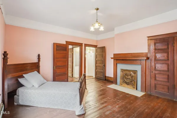 $750,000 | 11741 Nc Highway, Reidsville, NC 27320