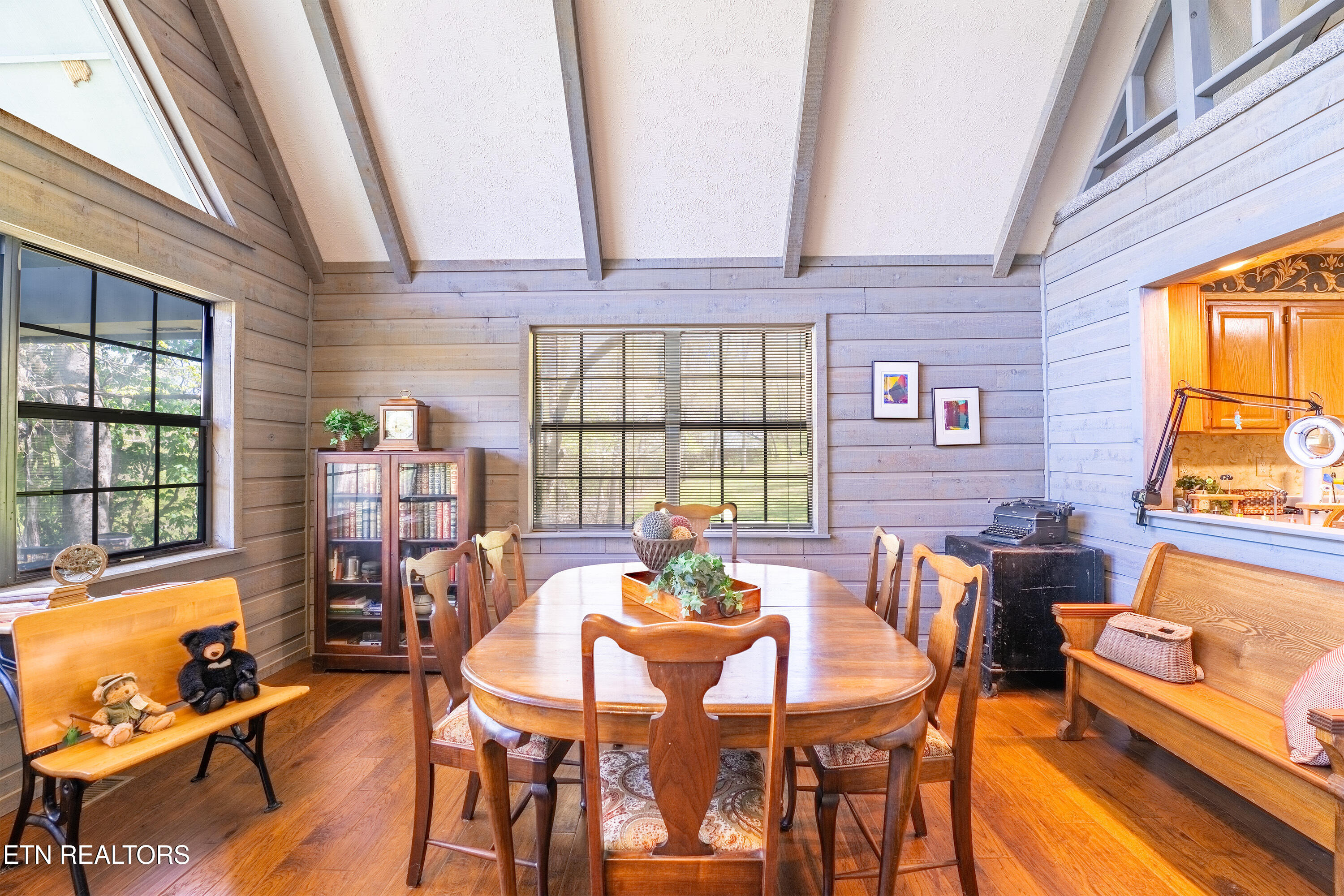 309 River Road Andersonville, TN 37705 - Photo 13 of 60 17