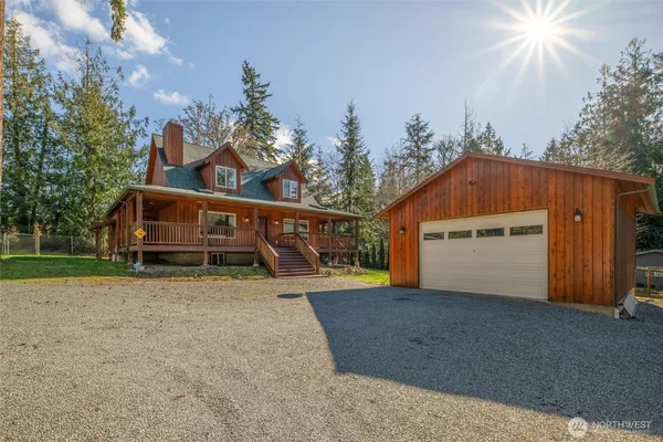 $1,100,000 | 16059 Snee Oosh Road, La Conner, WA 98257