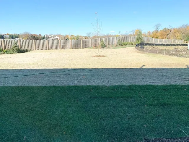 $395,000 | 2049 Stuttle Road, Batavia, IL 60510