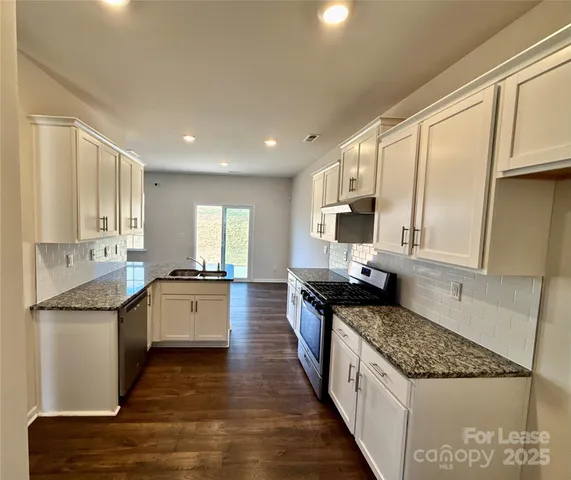 $2,800 | 147 North Ranney Way, Mooresville, NC 28117