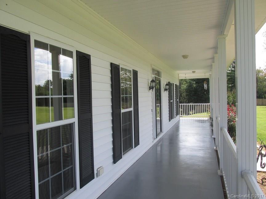 300 Cornatzer Road Mocksville, NC 27028 - Photo 2 of 24 Gallery Image 2