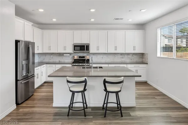 $560,000 | 820 Nova Heights Street, Henderson, NV 89011