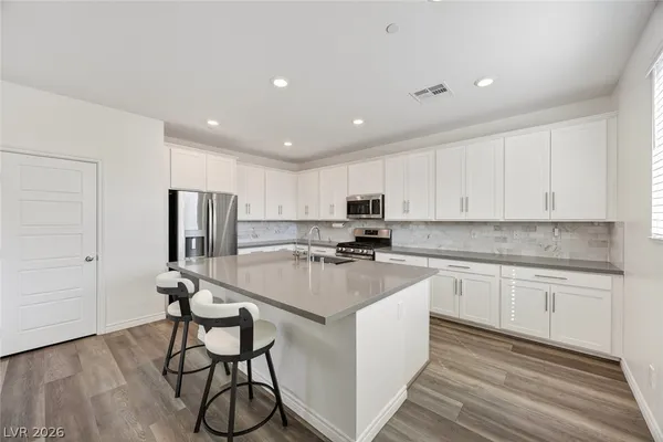 $560,000 | 820 Nova Heights Street, Henderson, NV 89011