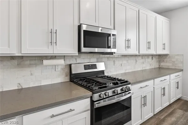 $560,000 | 820 Nova Heights Street, Henderson, NV 89011