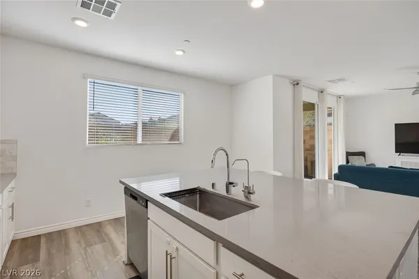 $560,000 | 820 Nova Heights Street, Henderson, NV 89011