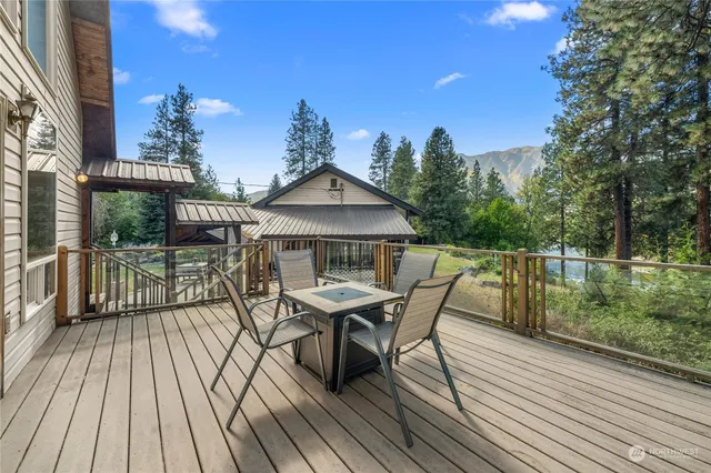 $1,924,000 | 9696 East Leavenworth Road, Leavenworth, WA 98826