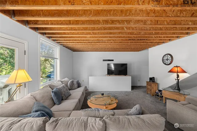 $1,924,000 | 9696 East Leavenworth Road, Leavenworth, WA 98826