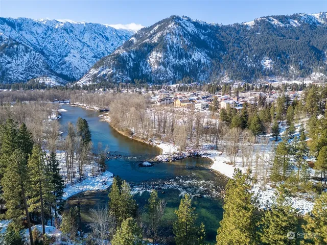 $1,924,000 | 9696 East Leavenworth Road, Leavenworth, WA 98826