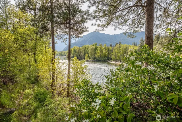 $1,924,000 | 9696 East Leavenworth Road, Leavenworth, WA 98826