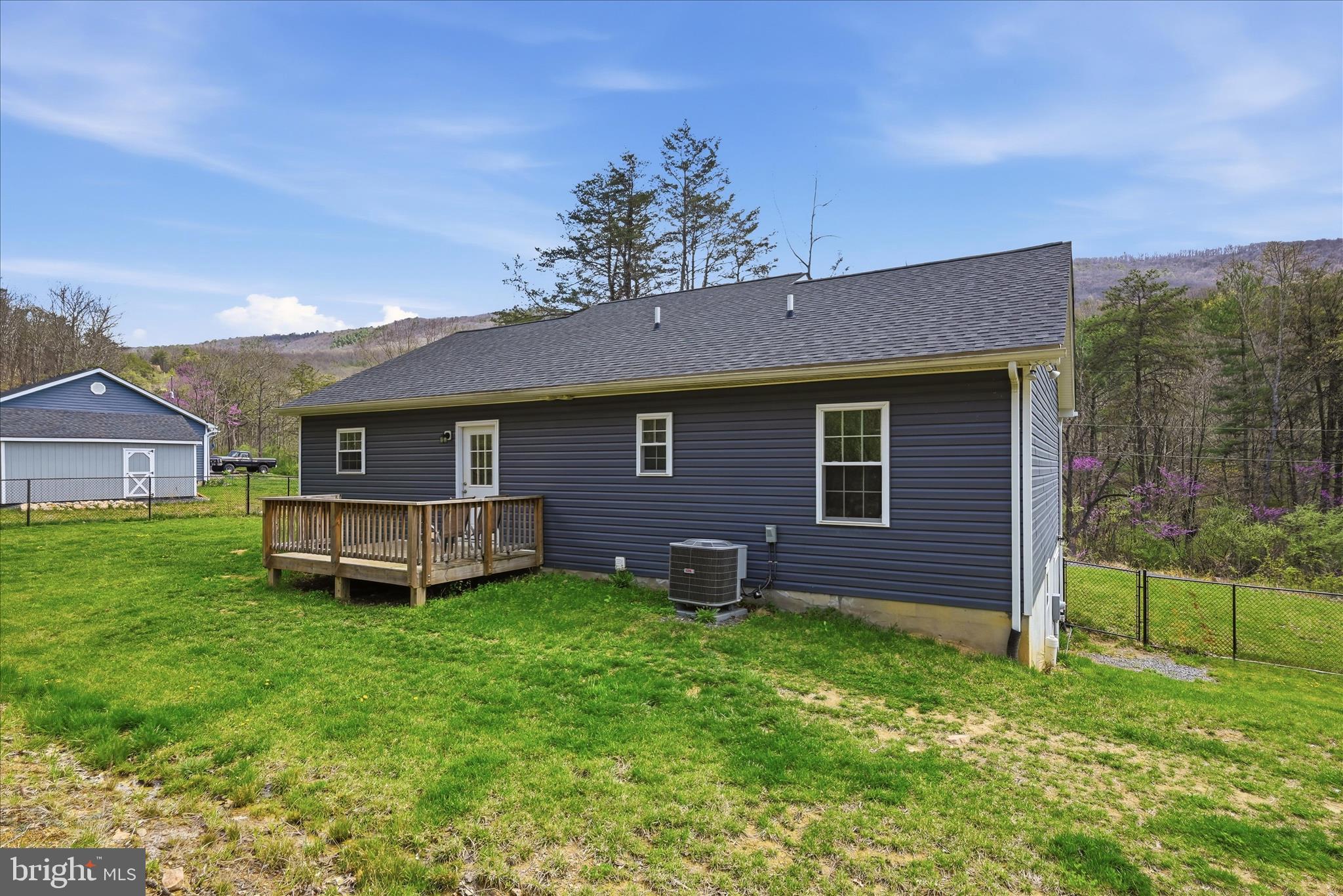 4071 Moreland Gap Road Mount Jackson, VA 22842 - Photo 28 of 45 Back Exterior