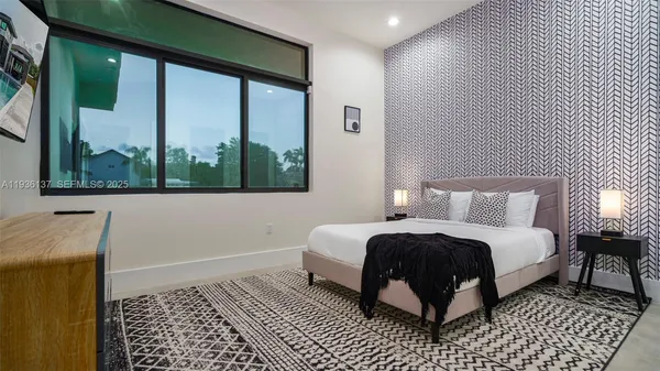 $3,285,000 | 11911 Northwest 2nd Street, Plantation, FL 33325