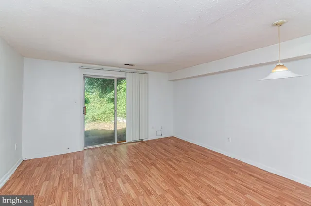 $168,845 | 1760 Dutch Village Drive, Hyattsville, MD 20785