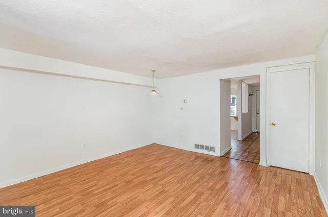 $168,845 | 1760 Dutch Village Drive, Hyattsville, MD 20785