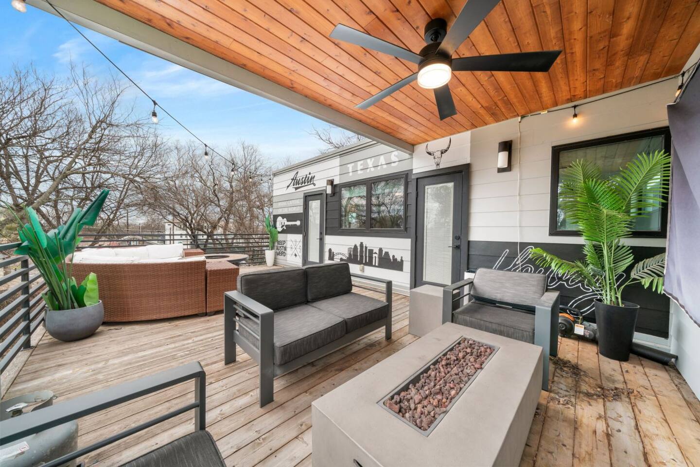 2311 East 8th Street, Unit 2 Austin, TX 78702 - Photo 30 of 37