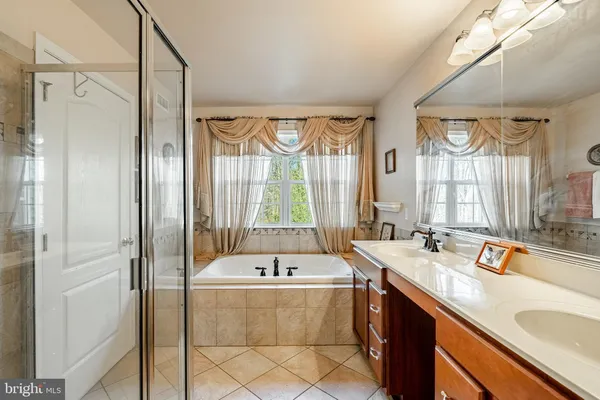 $699,900 | 37 Sagewood Drive, Unit 14, Malvern, PA 19355