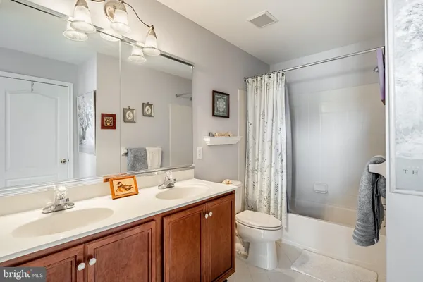 $699,900 | 37 Sagewood Drive, Unit 14, Malvern, PA 19355