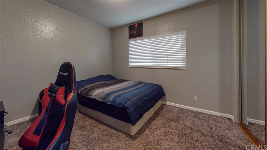 17390 Mockingbird Canyon Road Riverside, CA 92504 - Photo 13 of 35