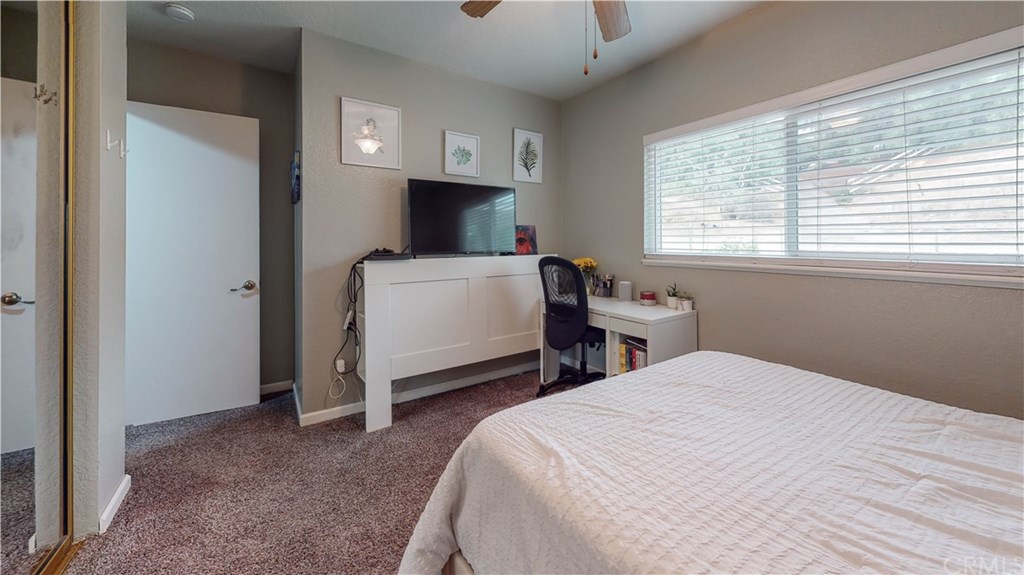 17390 Mockingbird Canyon Road Riverside, CA 92504 - Photo 21 of 35