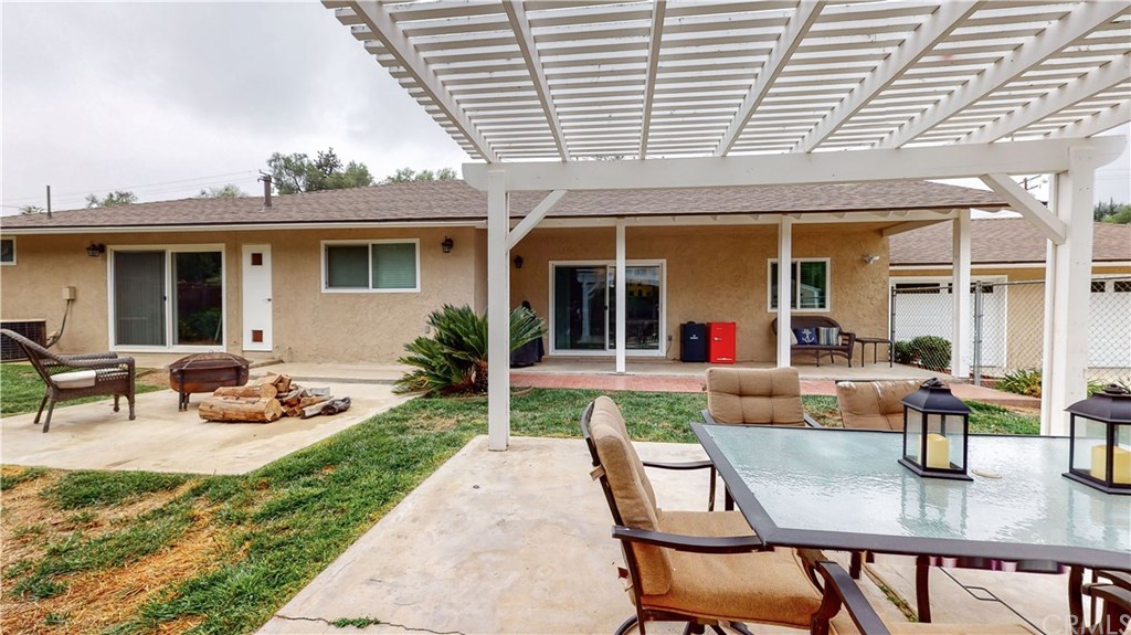 17390 Mockingbird Canyon Road Riverside, CA 92504 - Photo 25 of 35