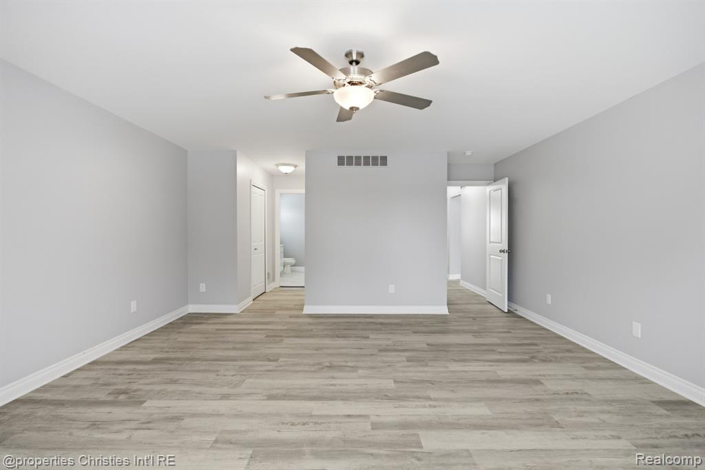 3120 Roma Court Wixom, MI 48393 - Photo 26 of 39