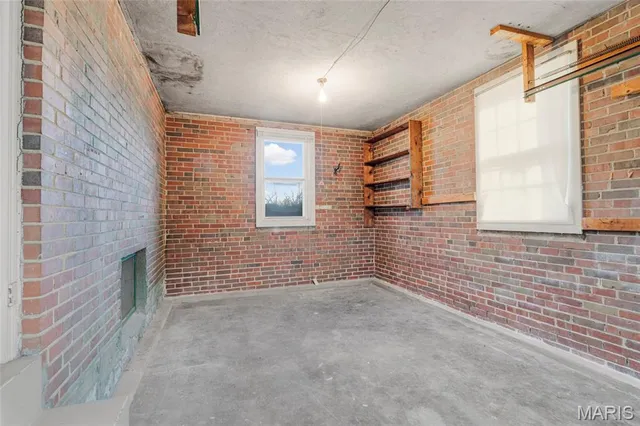 $290,000 | 3905 Tamm Avenue, St. Louis, MO 63109