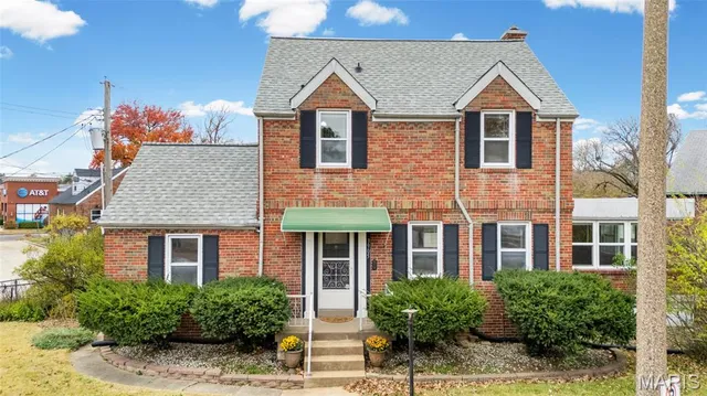 $290,000 | 3905 Tamm Avenue, St. Louis, MO 63109
