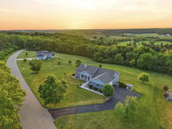 $649,900 | W4896 Edelweiss Road, New Glarus, WI 53574