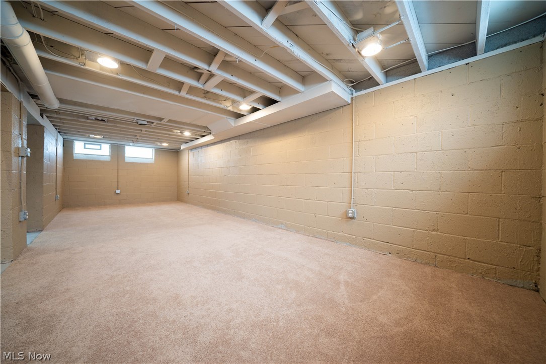 4268 Ridgeview Road Cleveland, OH 44144 - Photo 20 of 25 Gallery Image 20