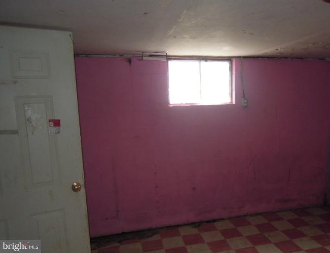 204 South Reymann Street Ranson, WV 25438 - Photo 4 of 16 Interior (General)