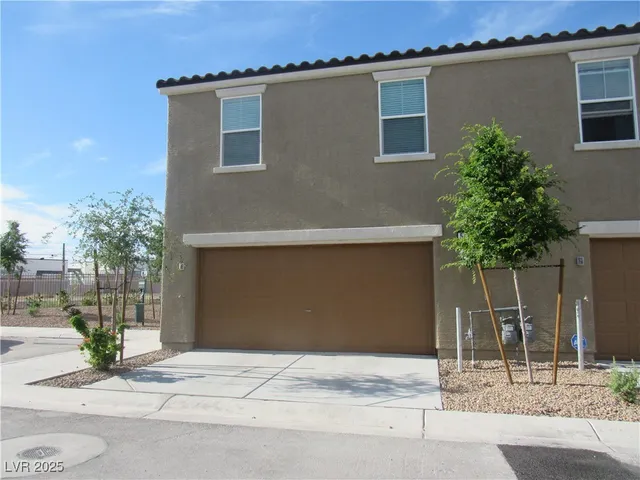 $1,650 | 5118 Steep Cliffs Avenue, Las Vegas, NV 89115
