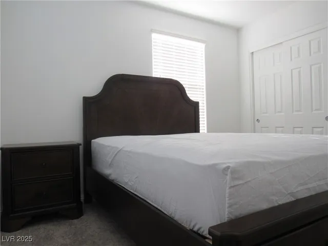 $1,650 | 5118 Steep Cliffs Avenue, Las Vegas, NV 89115