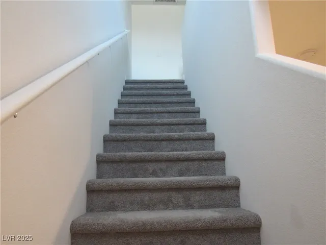 $1,650 | 5118 Steep Cliffs Avenue, Las Vegas, NV 89115