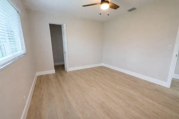 $474,900 | 401 South 12th Street, Lantana, FL 33462