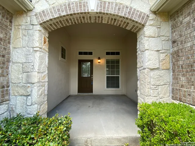 $2,400 | 226 Maidstone Cove, Cibolo, TX 78108