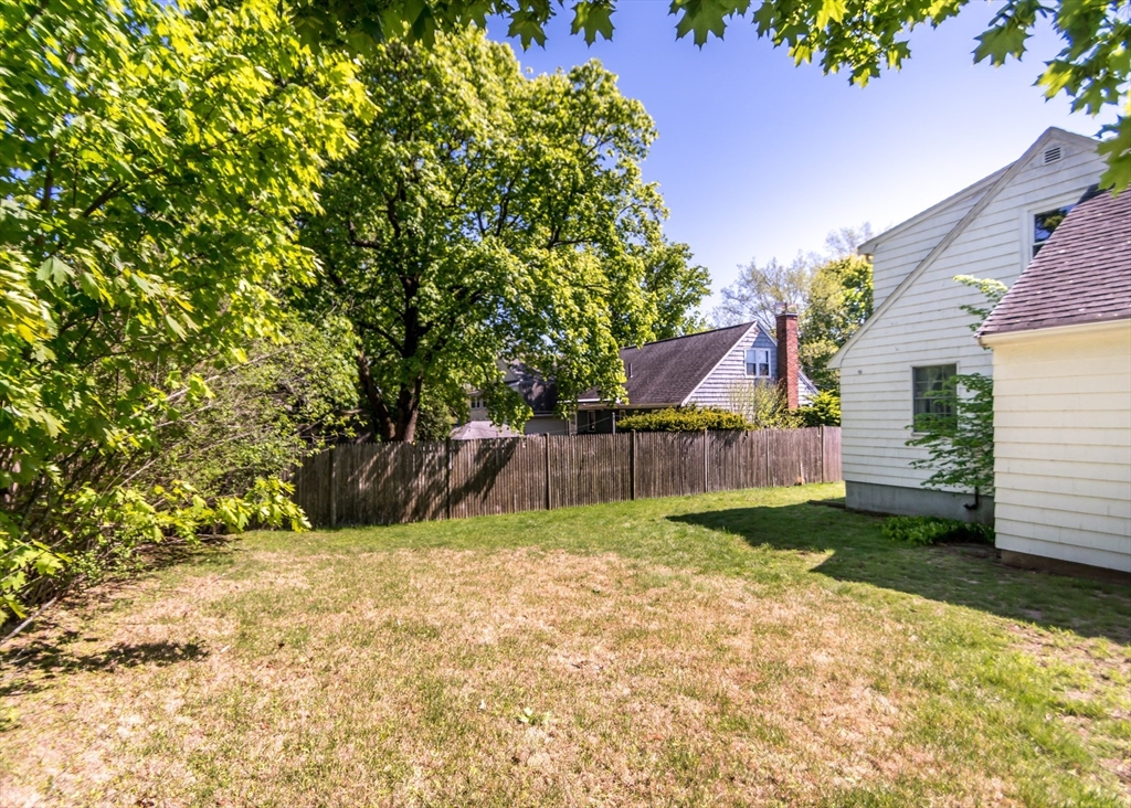 5 Chase Road Waltham, MA 02452 - Photo 20 of 20