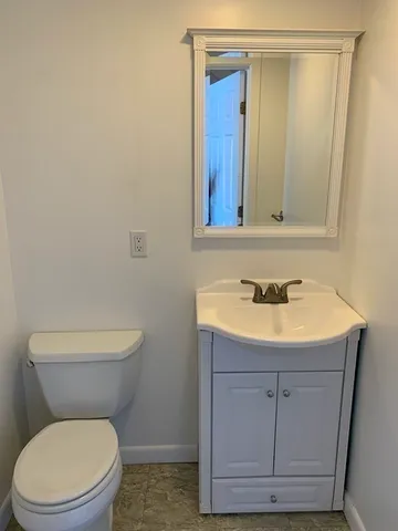 $2,200 | 112 Beacon Park Road, Unit 112, Webster, MA 01570