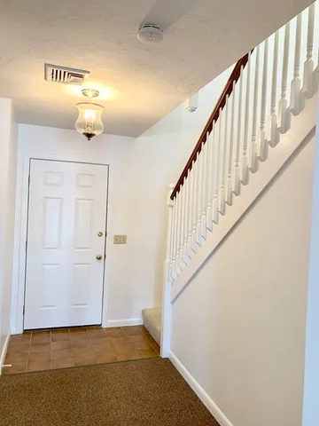 $2,200 | 112 Beacon Park Road, Unit 112, Webster, MA 01570