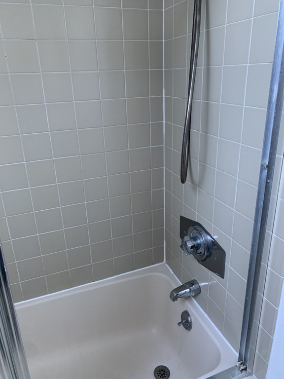 112 Beacon Park Road, Unit 112 Webster, MA 01570 - Photo 18 of 22