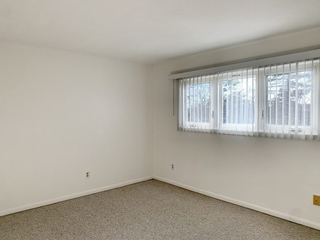 112 Beacon Park Road, Unit 112 Webster, MA 01570 - Photo 20 of 22