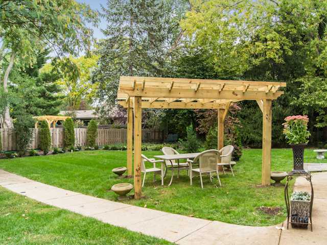 286 West Weisheimer Road Columbus, OH 43214 - Photo 12 of 25