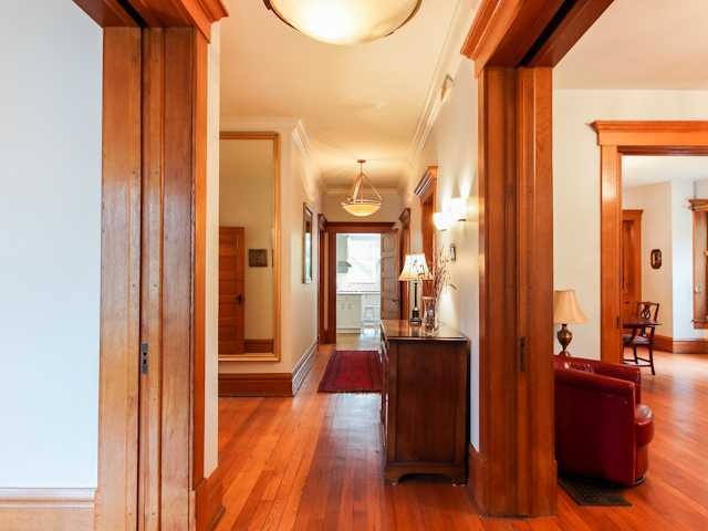 286 West Weisheimer Road Columbus, OH 43214 - Photo 13 of 25