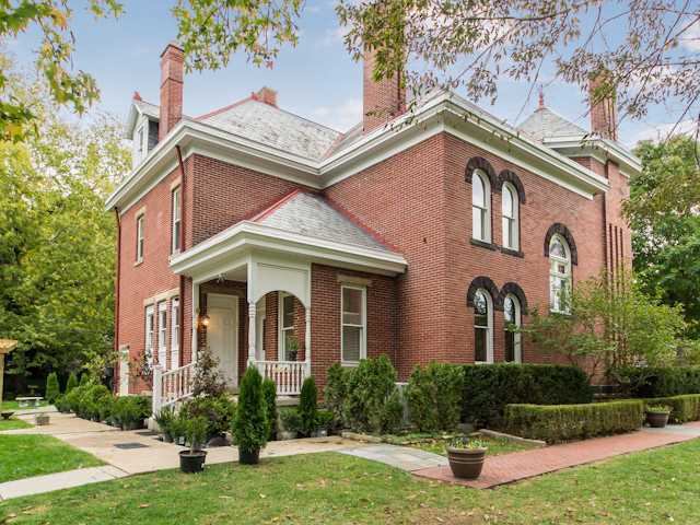 286 West Weisheimer Road Columbus, OH 43214 - Photo 3 of 25