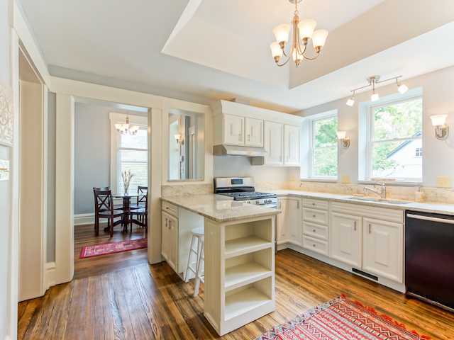 286 West Weisheimer Road Columbus, OH 43214 - Photo 6 of 25