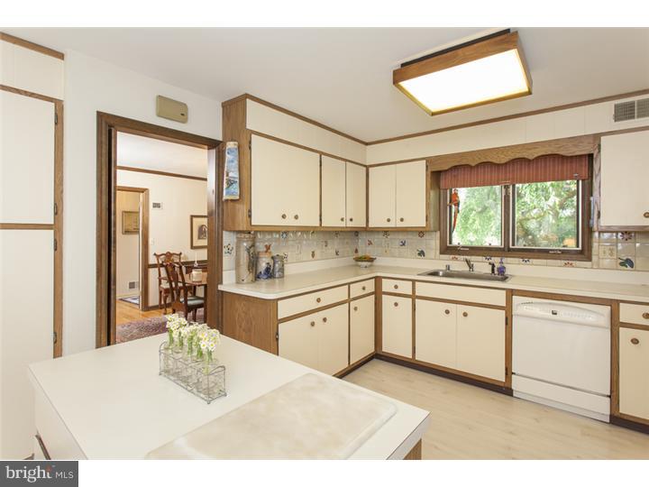 90 Province Line Road Skillman, NJ 08558 - Photo 4 of 25 Kitchen