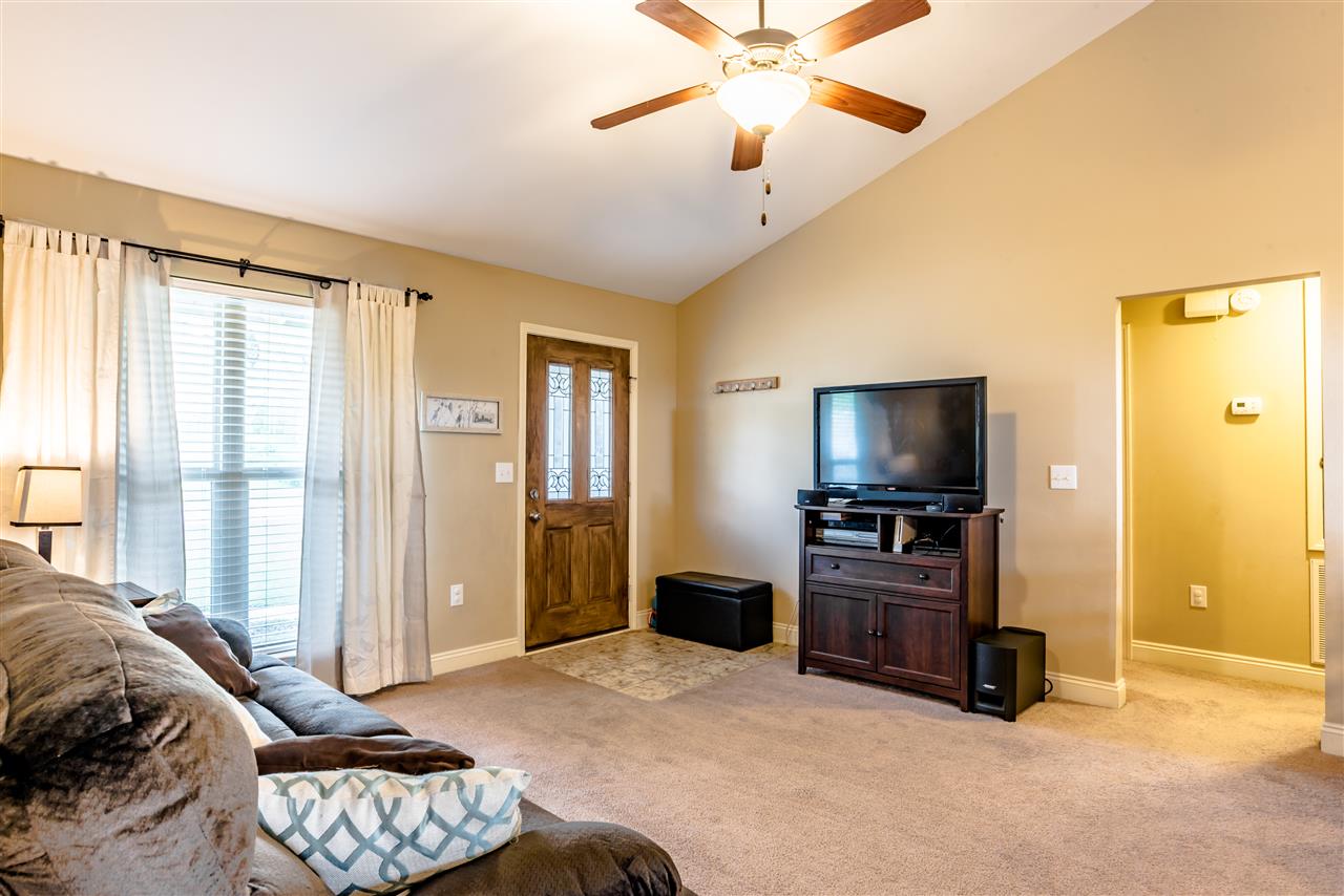 1570 Majesty Loop Foley, AL 36535 - Photo 5 of 21