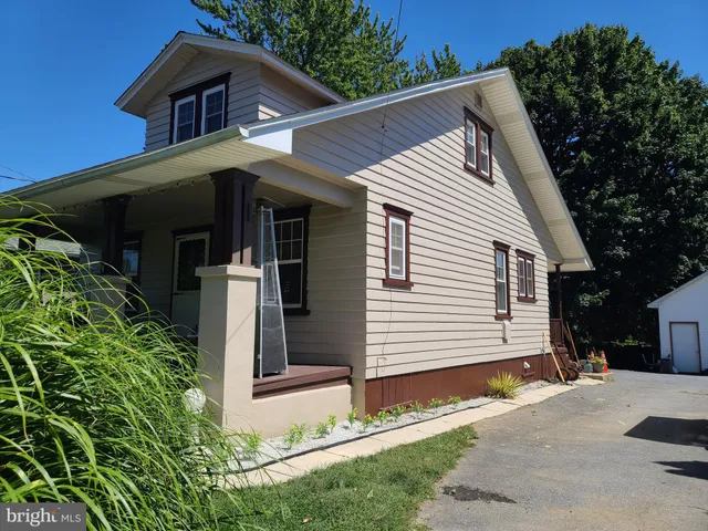 $360,000 | 421 Rohrerstown Road, Lancaster, PA 17603